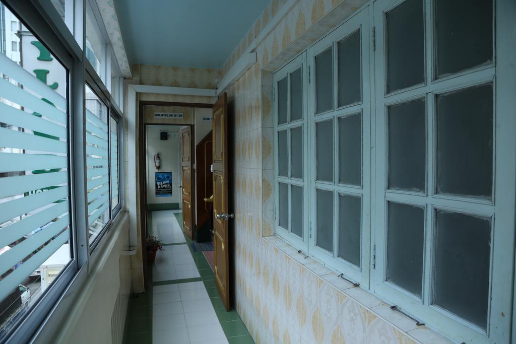Beautyland Hotel II Янгон Экстерьер фото