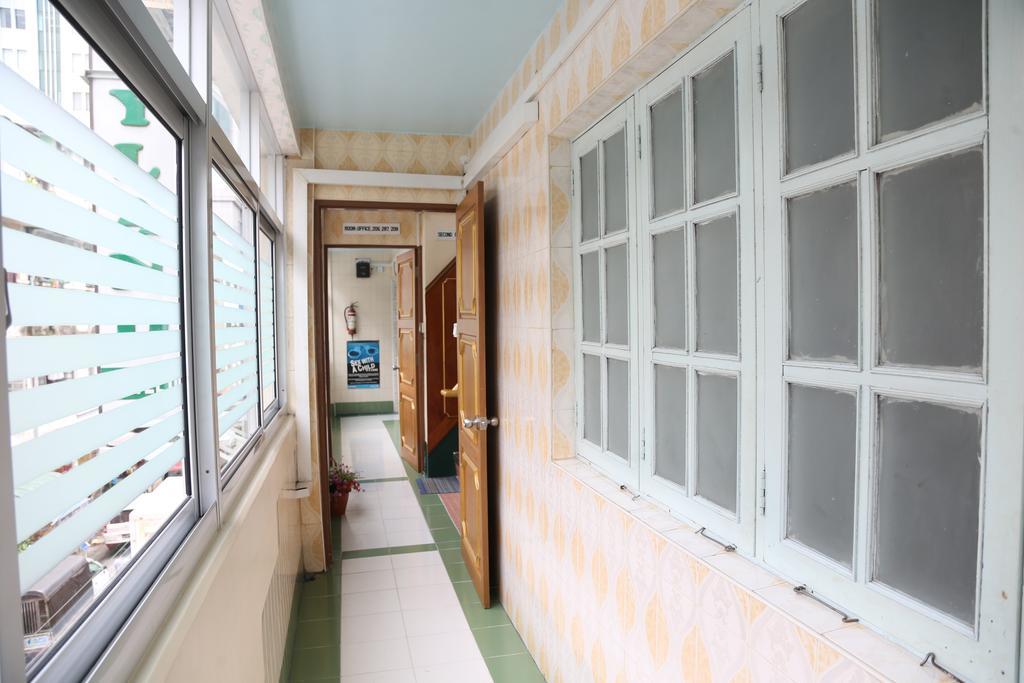 Beautyland Hotel II Янгон Экстерьер фото