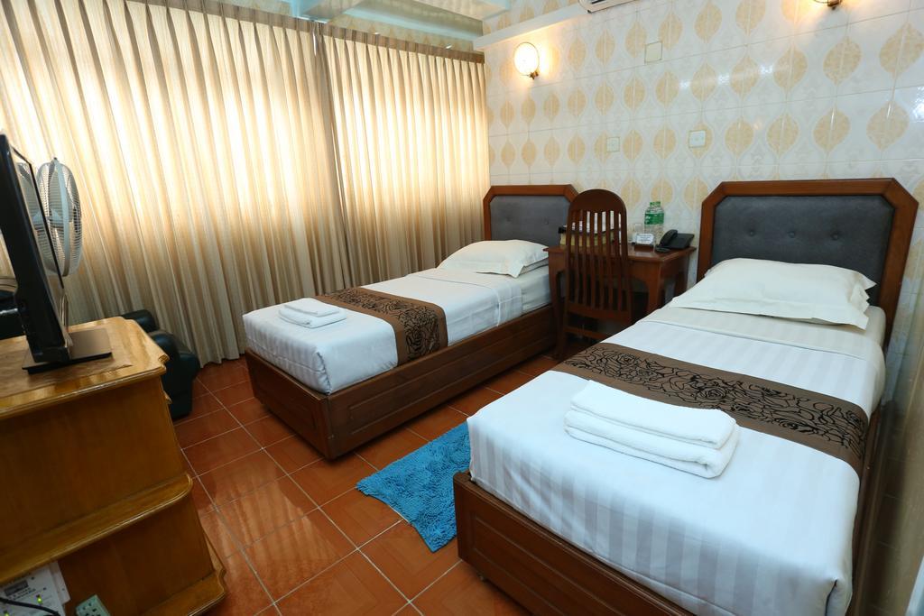 Beautyland Hotel II Янгон Экстерьер фото
