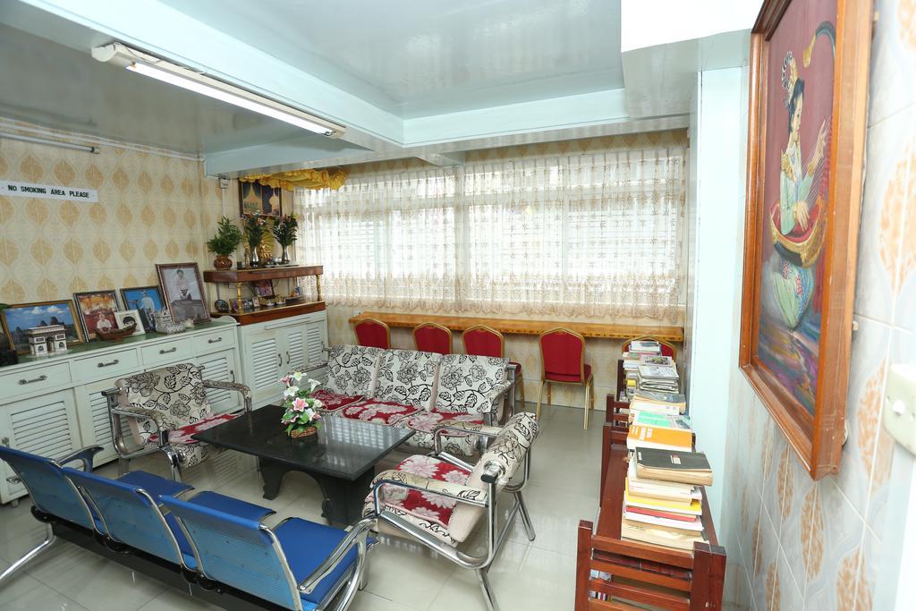 Beautyland Hotel II Янгон Экстерьер фото